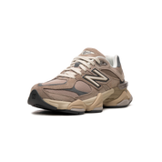 New Balance 9060 - Driftwood Castlerock