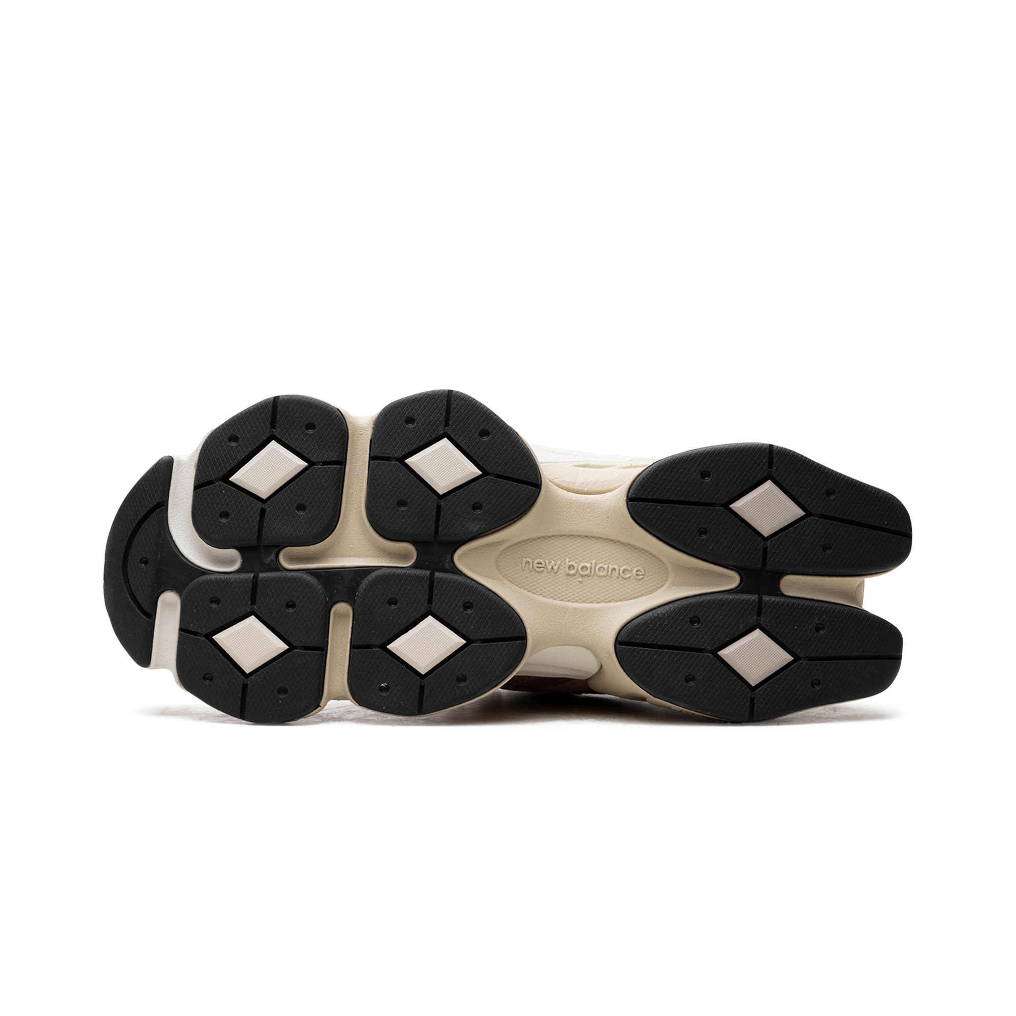 New Balance 9060 - Sparrow Flat Taupe