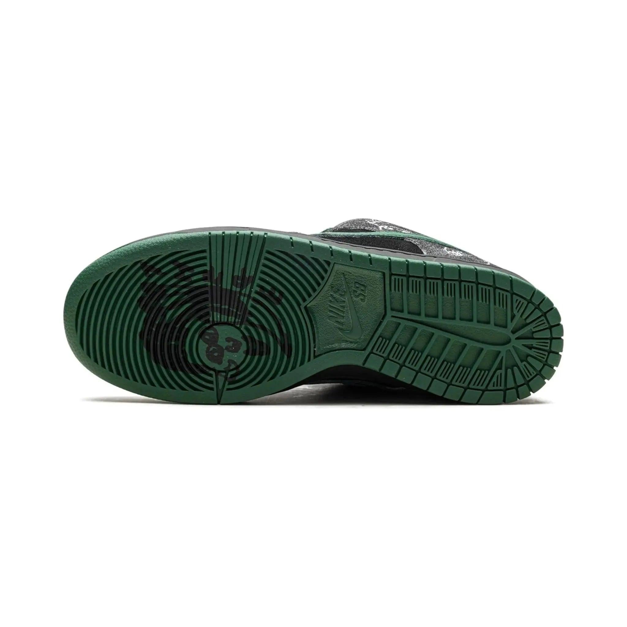 Nike SB Dunk Low - There Skateboards