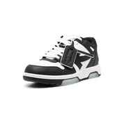 OFF-WHITE Out Of Office Low Tops - Black & White