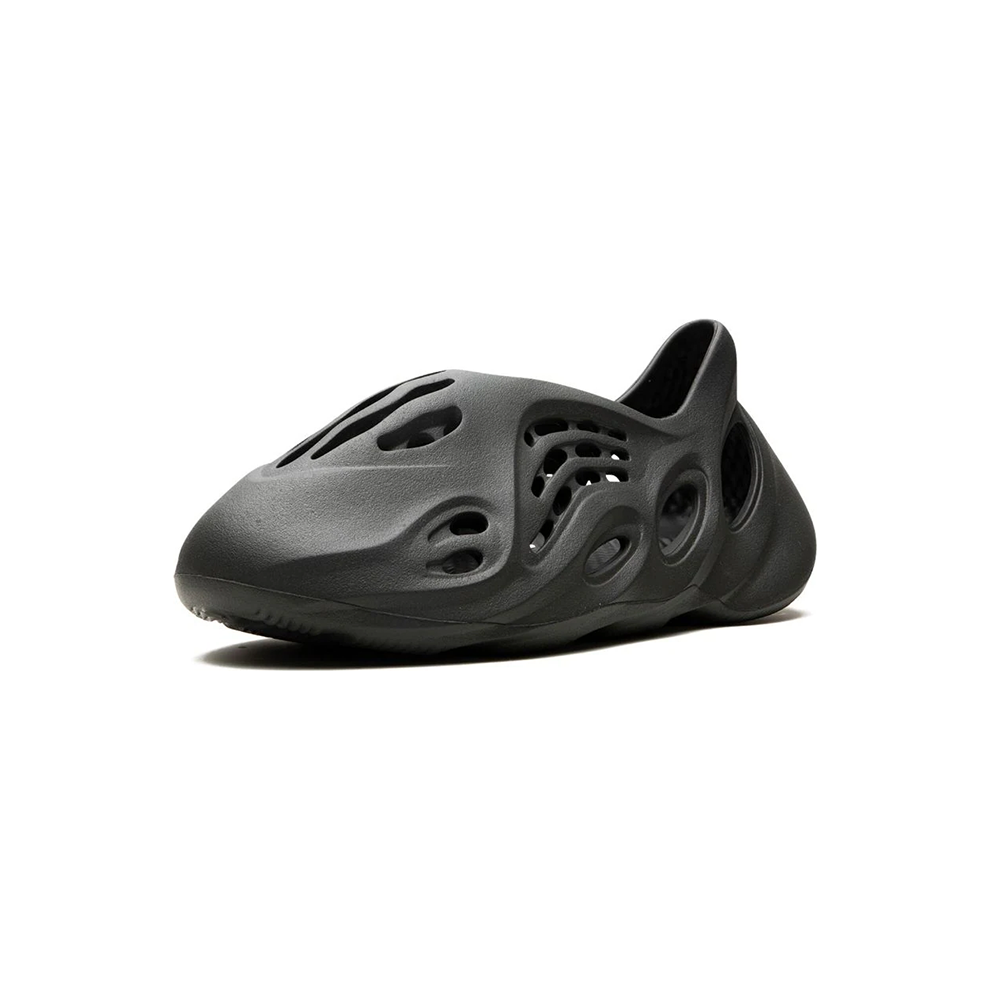 Yeezy Foam RNR - Carbon – Lisabona Streetwear Yeezy Foam RNR - Carbon – Lisabona Streetwear